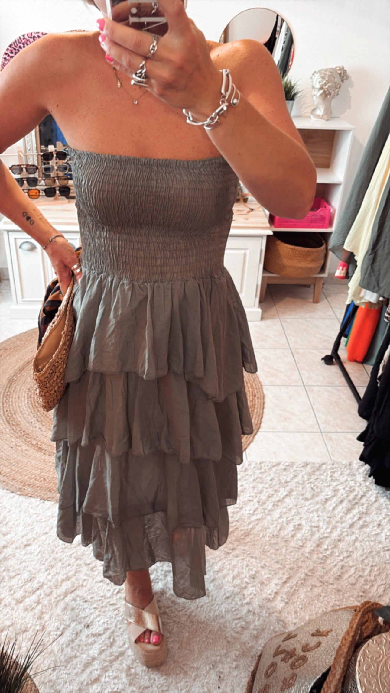 Robe bustier à volant DISPO en PLUSIEURS COULEURS 👇🏼