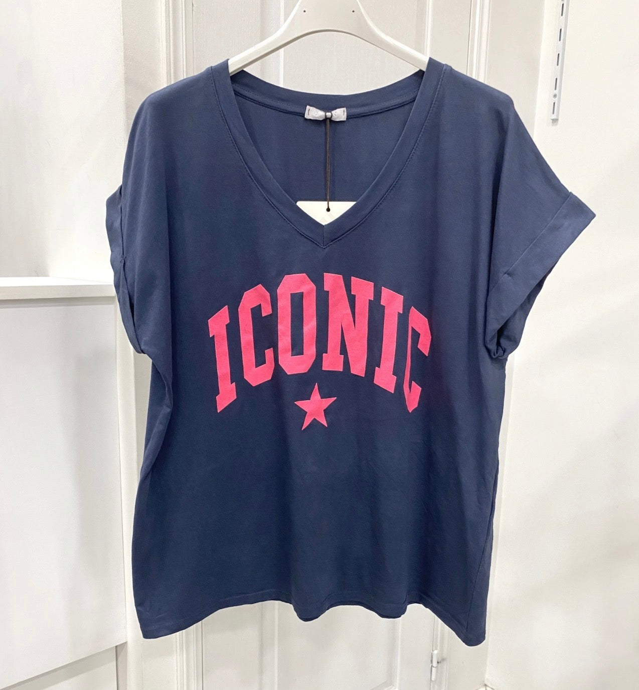 Tshirt femme iconic oversize col v tendance