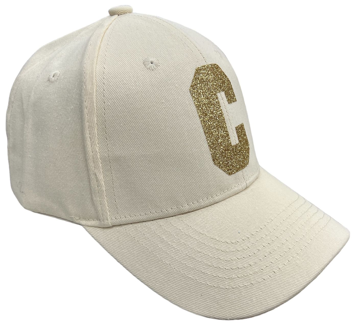 Casquette initiale “C” paillettes dorée