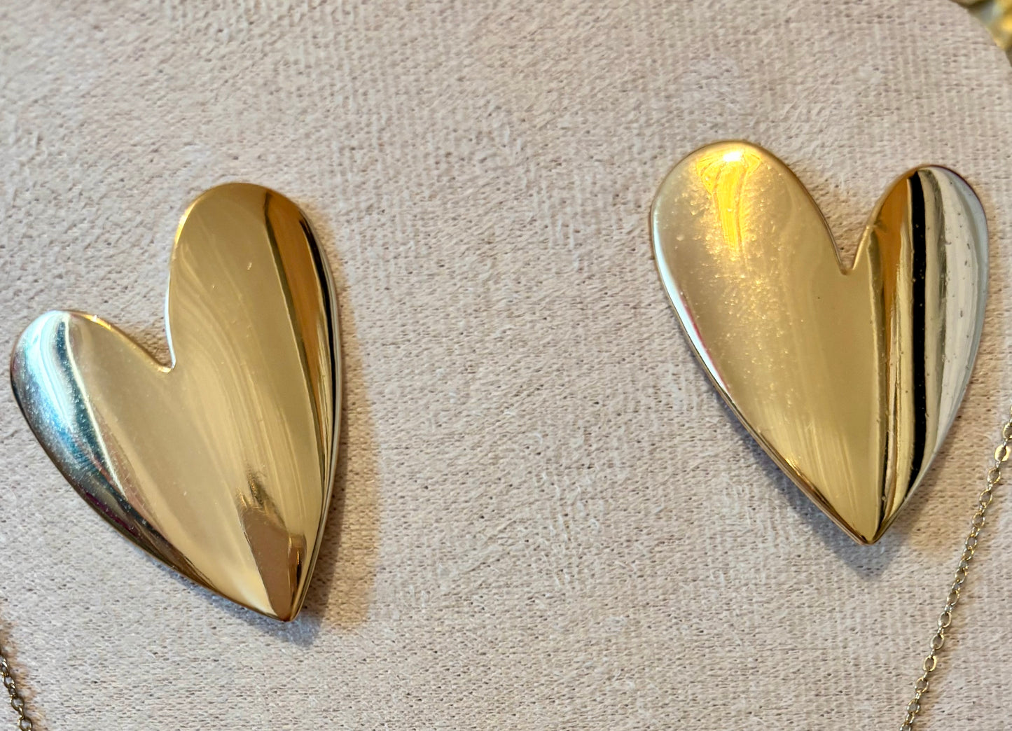 Boucles d’Oreilles Cœur Dorées