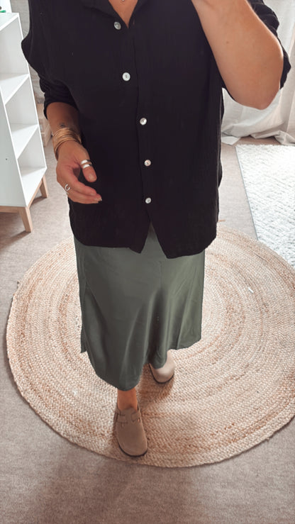 Jupe Satiné Coupe Légèrement Évasé Kaki, Noir et beige