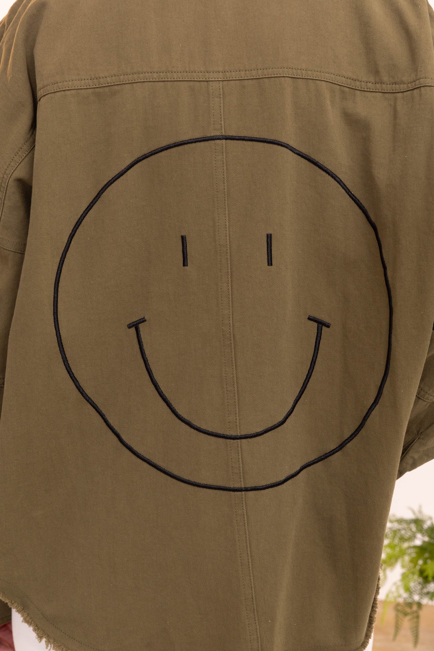 Chemise oversize femme smiley brodé – Chemise tendance loose chic
