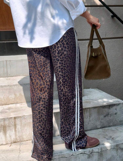 Pantalon léopard femme fluide large bandes latérales
