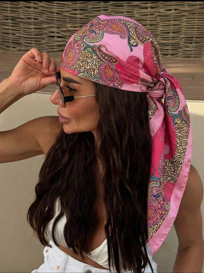 Foulard Satiné Rose Paisley & Léopard