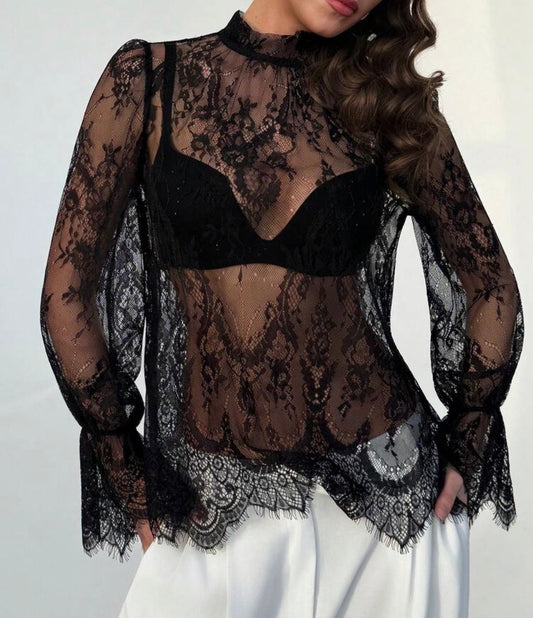 Blouse Transparente en Dentelle à Manches Évasées