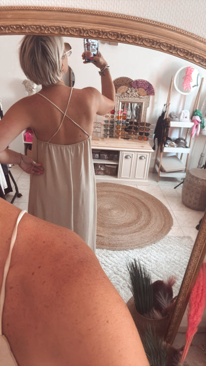 Robe croisé dos DISPO en PLUSIEURS COULEURS 👇🏼