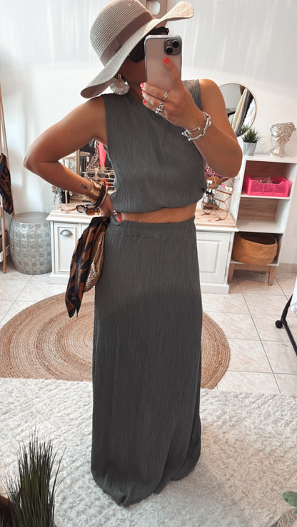 Ensemble TOP/JUPE GUILIA - DISPO en PLUSIEURS COULEURS 👇🏼