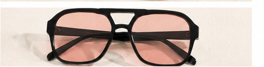 Lunettes de Soleil Mixte – Monture Noire & Verres Colorés