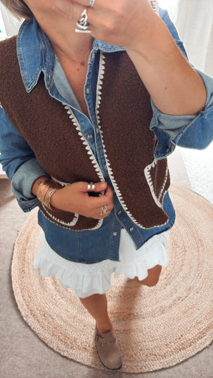 Gilet En Bouclette Detail Broderie