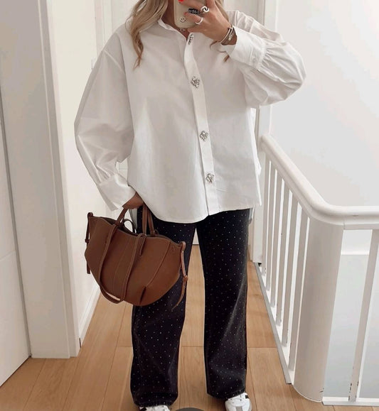 Chemise chic détails bijoux