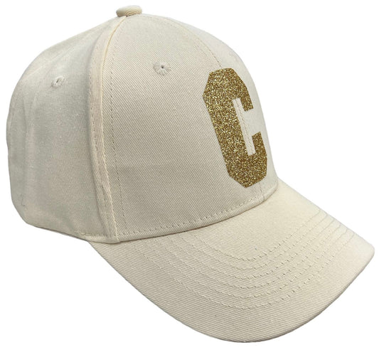 Casquette initiale “C” paillettes dorée