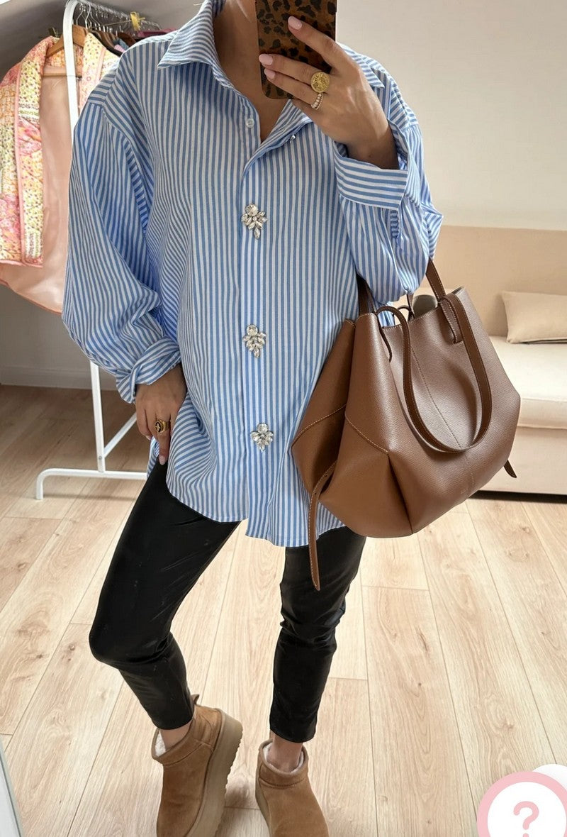Chemise chic détails bijoux