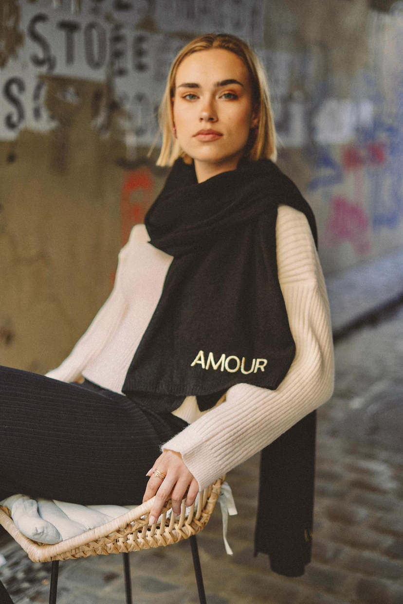 Écharpe broderie AMOUR