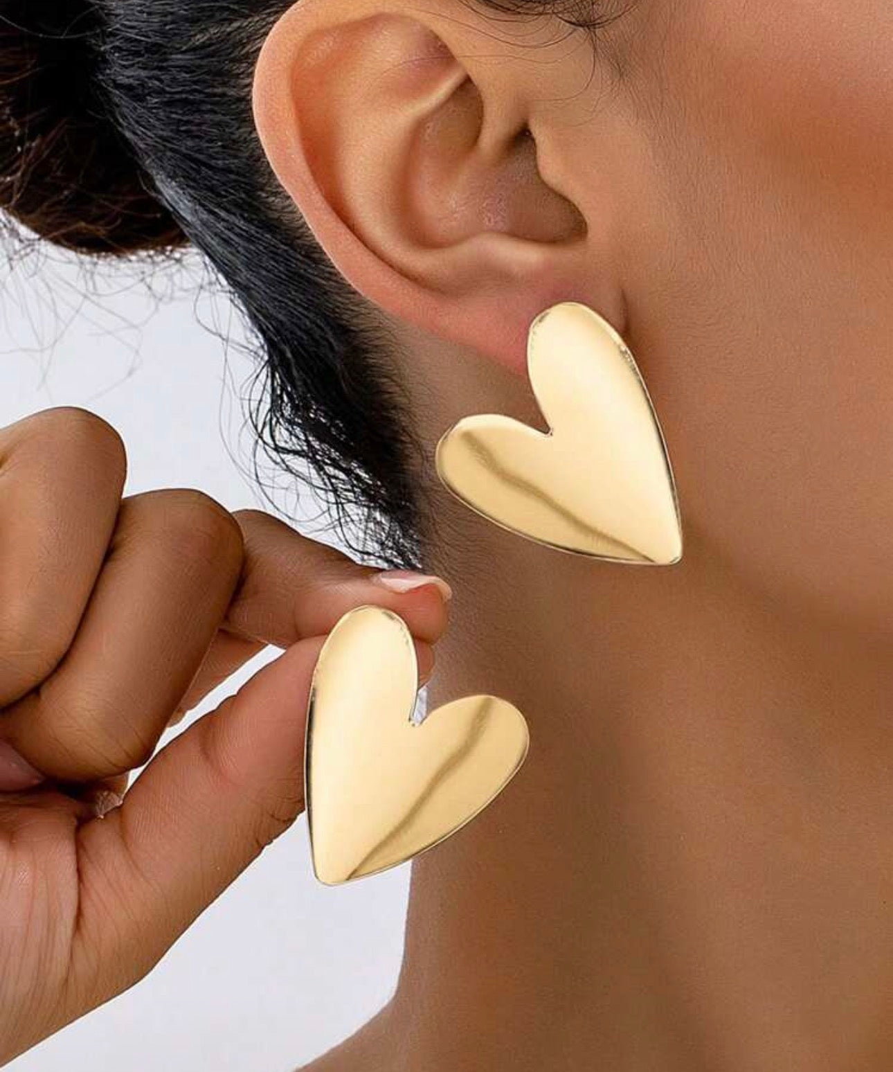 Boucles d’Oreilles Cœur Dorées